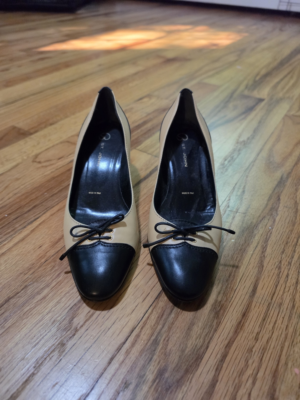 St. John Beige and Black Two-Tone Bow Pumps